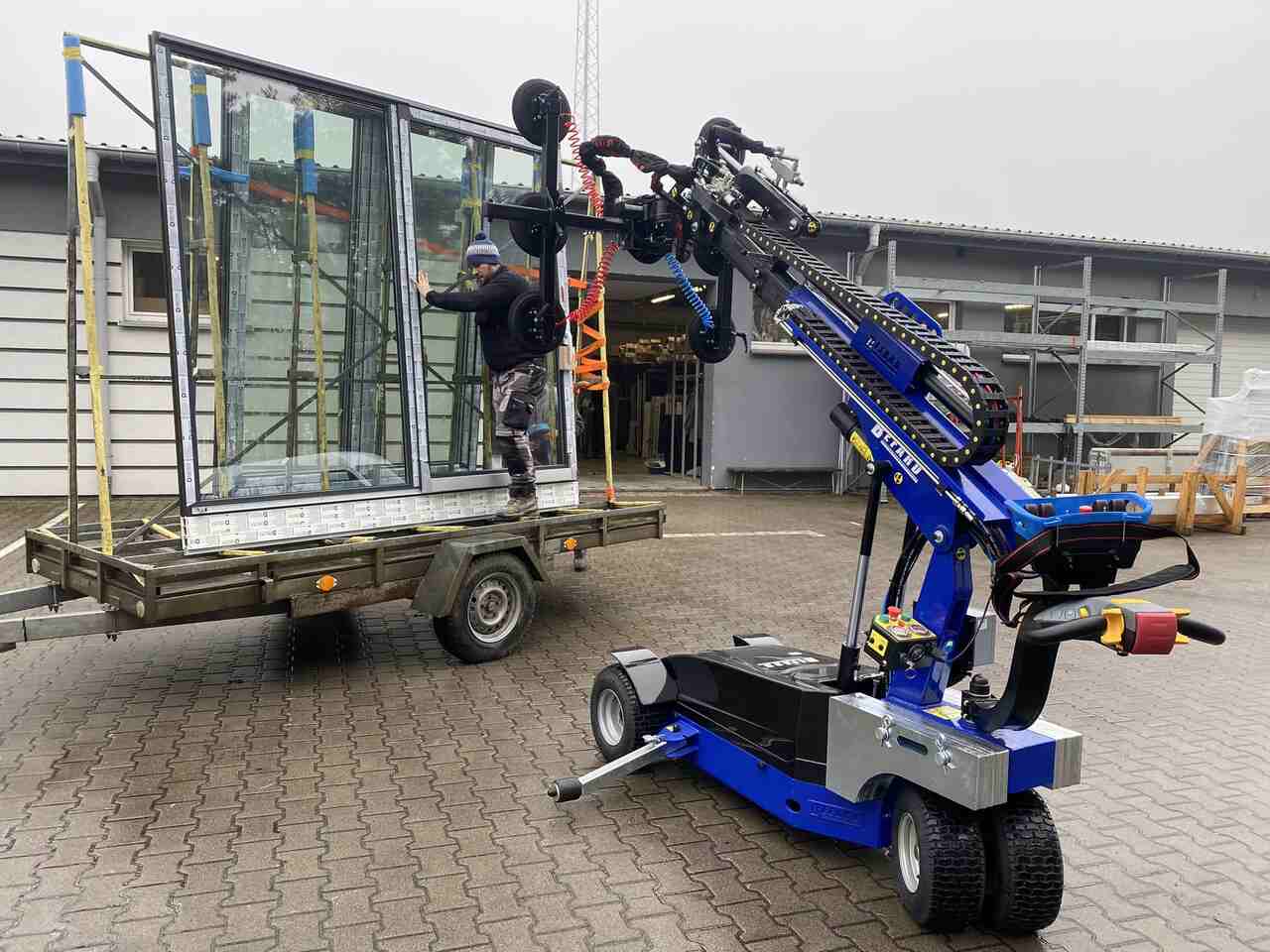manipulator do szkła Befard XC600